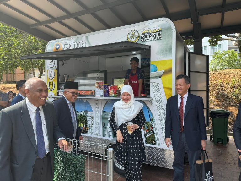 Mahasiswa-perak-sejahtera-menteri-pendidikan-1
