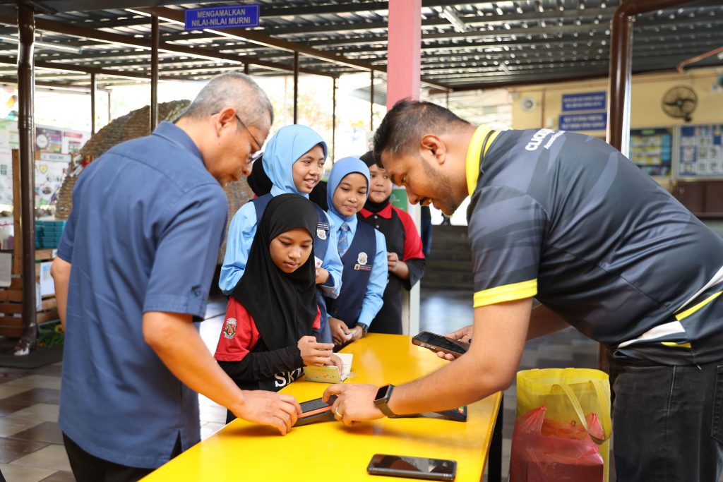 cashless-at-marian-convent-7