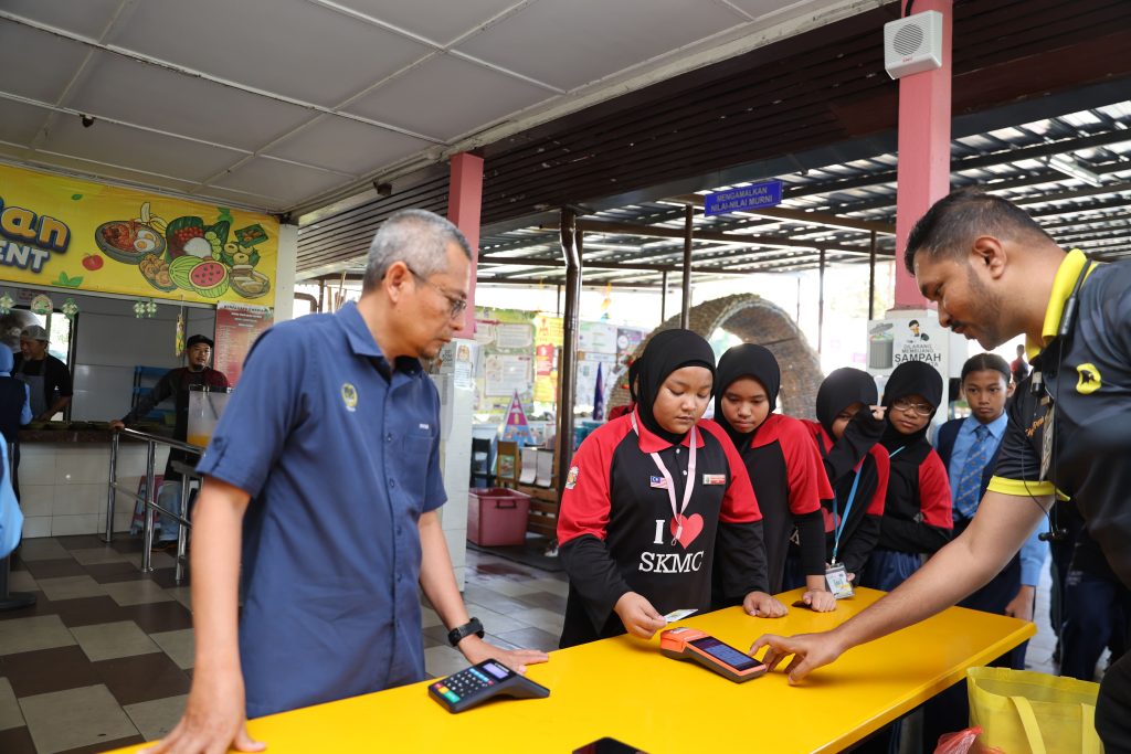 cashless-at-marian-convent-8